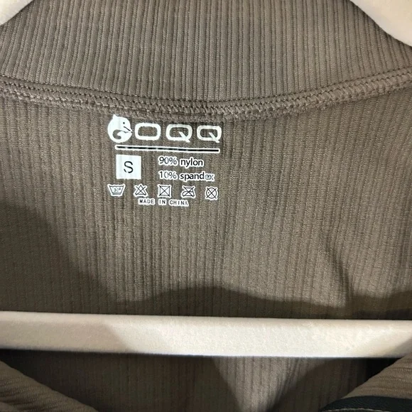 OQQ Brown Zip-Up Bodysuit - Picture 3 of 6